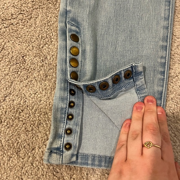 Soft Surroundings Pull On Light Wash Jeans with Button Accents - Picture 3 of 9